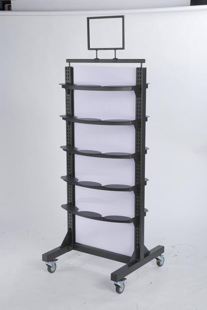 シューズディスプレイ什器